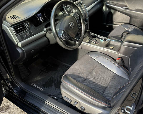 Черный Тойота Камри, объемом двигателя 2.49 л и пробегом 216 тыс. км за 13300 $, фото 13 на Automoto.ua