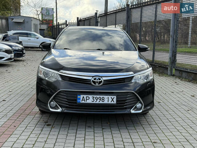 Черный Тойота Камри, объемом двигателя 2.5 л и пробегом 190 тыс. км за 15500 $, фото 1 на Automoto.ua