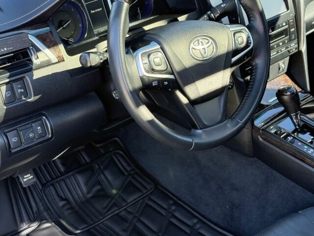 Черный Тойота Камри, объемом двигателя 2.5 л и пробегом 130 тыс. км за 17999 $, фото 8 на Automoto.ua