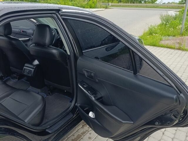 Чорний Тойота Камрі, об'ємом двигуна 0 л та пробігом 250 тис. км за 10300 $, фото 8 на Automoto.ua