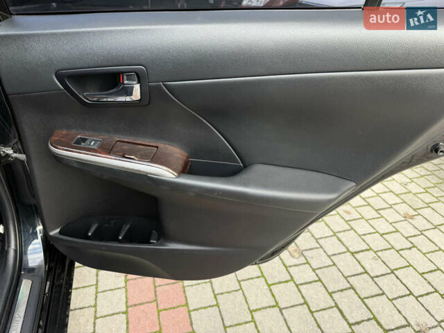 Черный Тойота Камри, объемом двигателя 2.5 л и пробегом 190 тыс. км за 15500 $, фото 16 на Automoto.ua
