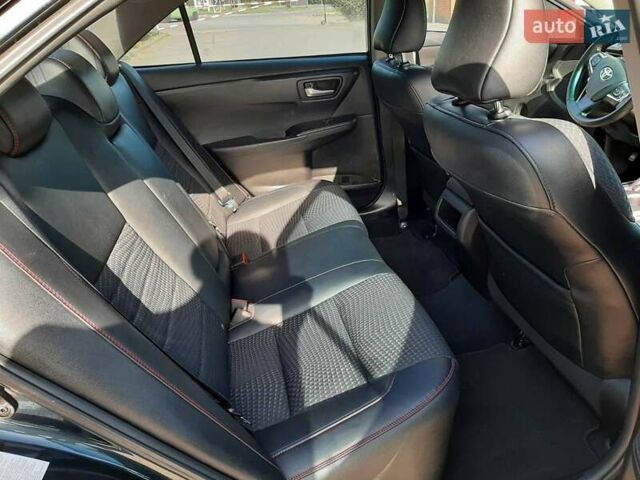 Черный Тойота Камри, объемом двигателя 2.49 л и пробегом 231 тыс. км за 12200 $, фото 6 на Automoto.ua