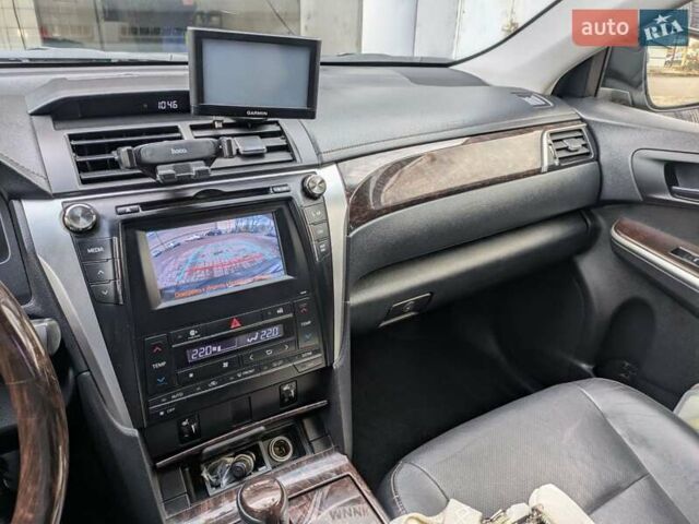 Черный Тойота Камри, объемом двигателя 2.49 л и пробегом 205 тыс. км за 19000 $, фото 1 на Automoto.ua