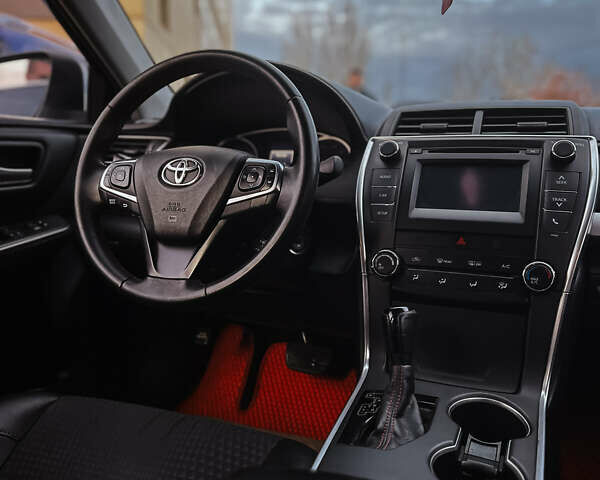 Чорний Тойота Камрі, об'ємом двигуна 2.5 л та пробігом 169 тис. км за 13000 $, фото 6 на Automoto.ua