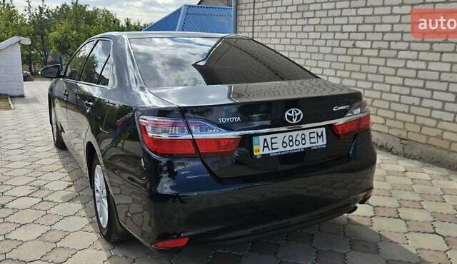 Черный Тойота Камри, объемом двигателя 2.49 л и пробегом 167 тыс. км за 17000 $, фото 2 на Automoto.ua