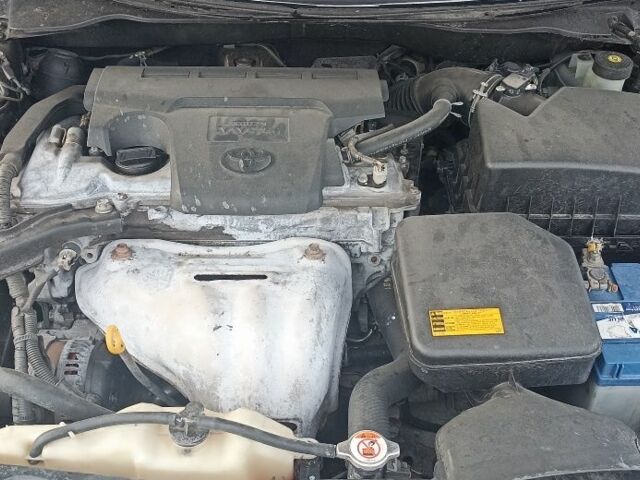 Чорний Тойота Камрі, об'ємом двигуна 0 л та пробігом 250 тис. км за 10300 $, фото 1 на Automoto.ua