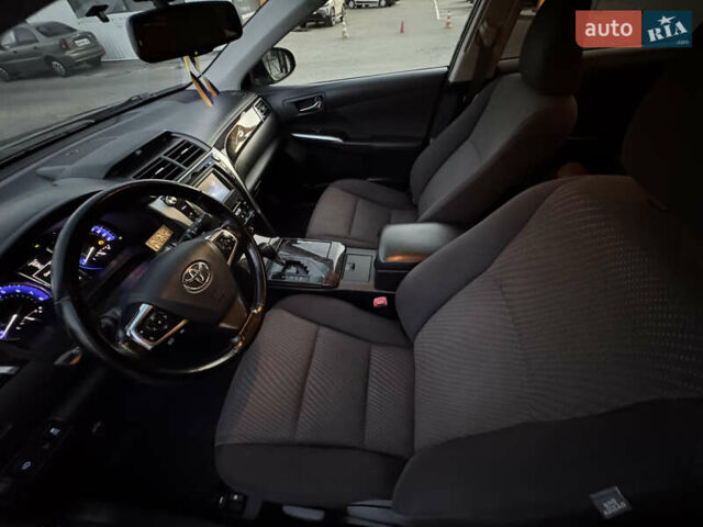 Чорний Тойота Камрі, об'ємом двигуна 2.49 л та пробігом 142 тис. км за 15300 $, фото 24 на Automoto.ua