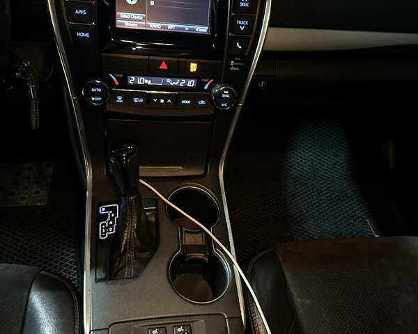 Черный Тойота Камри, объемом двигателя 2.49 л и пробегом 185 тыс. км за 15000 $, фото 10 на Automoto.ua