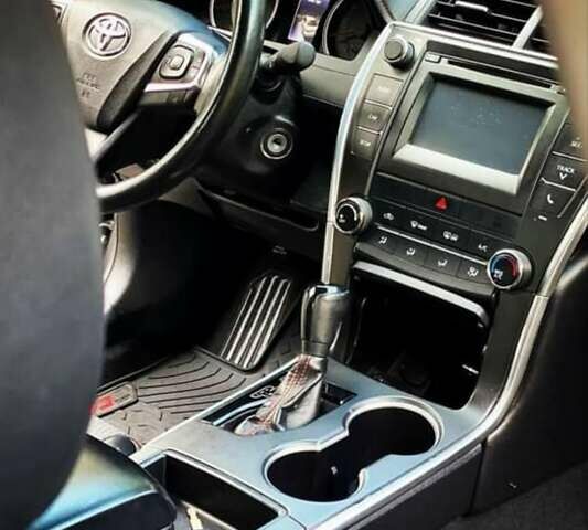 Тойота Камри 2015 в Киеве на Automoto.ua Черный Тойота Камри, объемом двигателя 2.49 л и пробегом 178 тыс. км за 14000 $, фото 9 на Automoto.ua