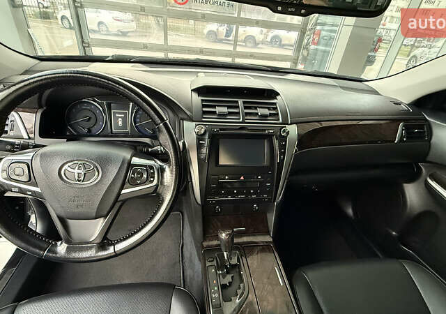 Черный Тойота Камри, объемом двигателя 2.49 л и пробегом 321 тыс. км за 16000 $, фото 11 на Automoto.ua