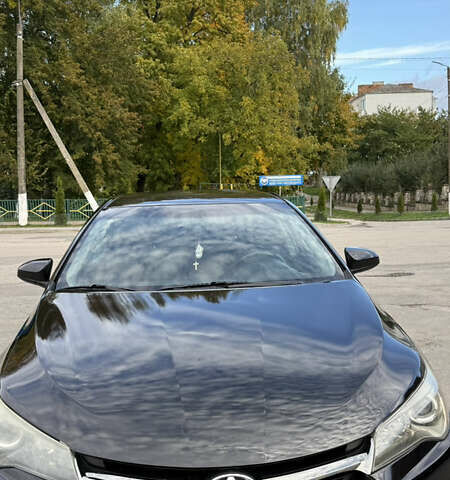 Тойота Камри 2015 в Волочиске на Automoto.ua Черный Тойота Камри, объемом двигателя 2.49 л и пробегом 183 тыс. км за 14400 $, фото 13 на Automoto.ua