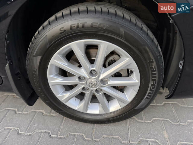 Чорний Тойота Камрі, об'ємом двигуна 2.49 л та пробігом 142 тис. км за 15300 $, фото 4 на Automoto.ua