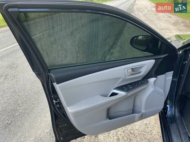 Черный Тойота Камри, объемом двигателя 2.49 л и пробегом 170 тыс. км за 13000 $, фото 10 на Automoto.ua