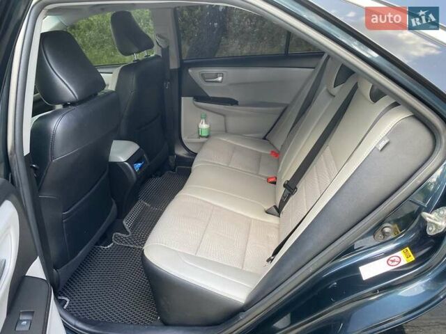 Черный Тойота Камри, объемом двигателя 2.49 л и пробегом 170 тыс. км за 13000 $, фото 15 на Automoto.ua