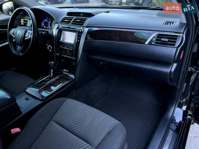 Чорний Тойота Камрі, об'ємом двигуна 2.5 л та пробігом 222 тис. км за 14900 $, фото 27 на Automoto.ua