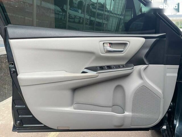 Черный Тойота Камри, объемом двигателя 2.5 л и пробегом 167 тыс. км за 13500 $, фото 15 на Automoto.ua