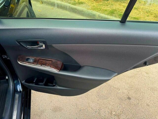 Чорний Тойота Камрі, об'ємом двигуна 2.5 л та пробігом 180 тис. км за 17200 $, фото 12 на Automoto.ua