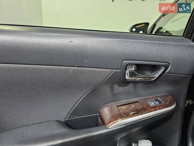 Чорний Тойота Камрі, об'ємом двигуна 2.49 л та пробігом 210 тис. км за 16999 $, фото 14 на Automoto.ua