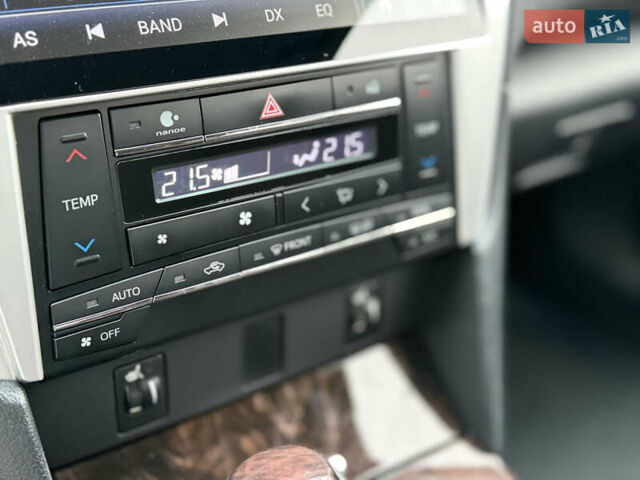 Чорний Тойота Камрі, об'ємом двигуна 2.49 л та пробігом 135 тис. км за 19999 $, фото 33 на Automoto.ua