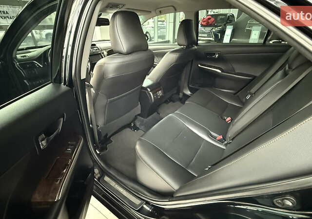 Черный Тойота Камри, объемом двигателя 2.49 л и пробегом 321 тыс. км за 16000 $, фото 14 на Automoto.ua