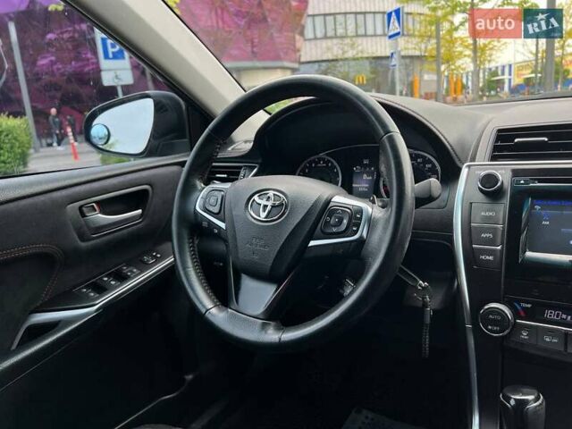 Черный Тойота Камри, объемом двигателя 2.49 л и пробегом 192 тыс. км за 11490 $, фото 16 на Automoto.ua