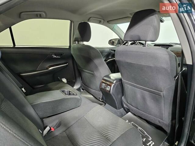 Чорний Тойота Камрі, об'ємом двигуна 2.49 л та пробігом 210 тис. км за 16999 $, фото 15 на Automoto.ua