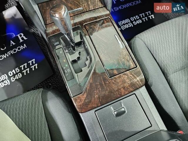 Чорний Тойота Камрі, об'ємом двигуна 2.49 л та пробігом 210 тис. км за 16999 $, фото 26 на Automoto.ua