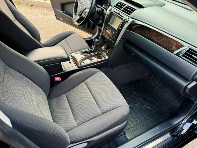 Чорний Тойота Камрі, об'ємом двигуна 2.5 л та пробігом 180 тис. км за 17200 $, фото 6 на Automoto.ua