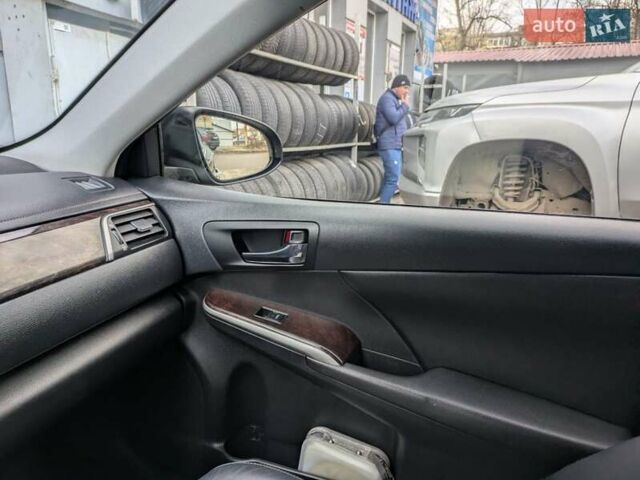 Черный Тойота Камри, объемом двигателя 2.49 л и пробегом 205 тыс. км за 19000 $, фото 3 на Automoto.ua