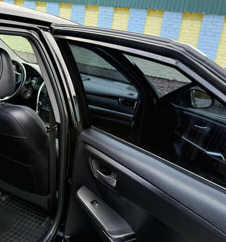 Тойота Камри 2015 в Волочиске на Automoto.ua Черный Тойота Камри, объемом двигателя 2.49 л и пробегом 183 тыс. км за 14400 $, фото 5 на Automoto.ua