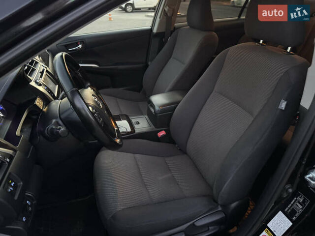 Чорний Тойота Камрі, об'ємом двигуна 2.49 л та пробігом 142 тис. км за 15300 $, фото 21 на Automoto.ua