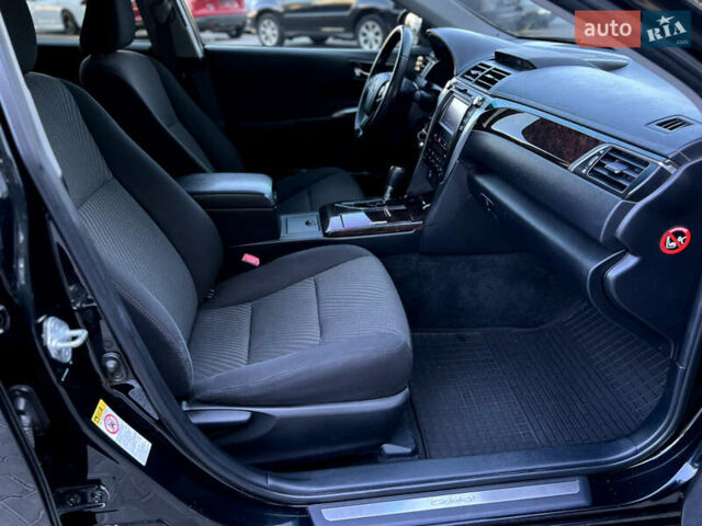 Чорний Тойота Камрі, об'ємом двигуна 2.5 л та пробігом 222 тис. км за 14900 $, фото 26 на Automoto.ua