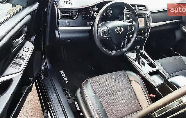 Тойота Камри 2015 в Киеве на Automoto.ua Черный Тойота Камри, объемом двигателя 2.49 л и пробегом 178 тыс. км за 14000 $, фото 12 на Automoto.ua