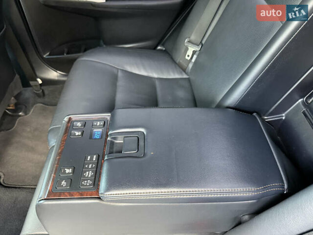 Черный Тойота Камри, объемом двигателя 2.5 л и пробегом 190 тыс. км за 15500 $, фото 7 на Automoto.ua
