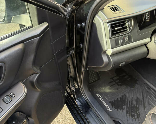 Черный Тойота Камри, объемом двигателя 2.49 л и пробегом 216 тыс. км за 13300 $, фото 16 на Automoto.ua