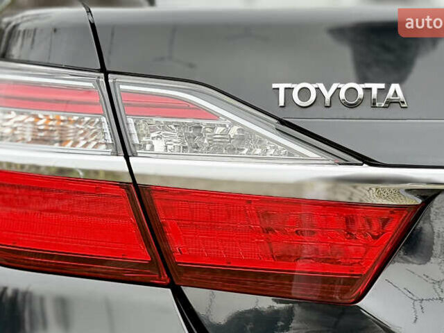 Чорний Тойота Камрі, об'ємом двигуна 2.49 л та пробігом 135 тис. км за 19999 $, фото 24 на Automoto.ua