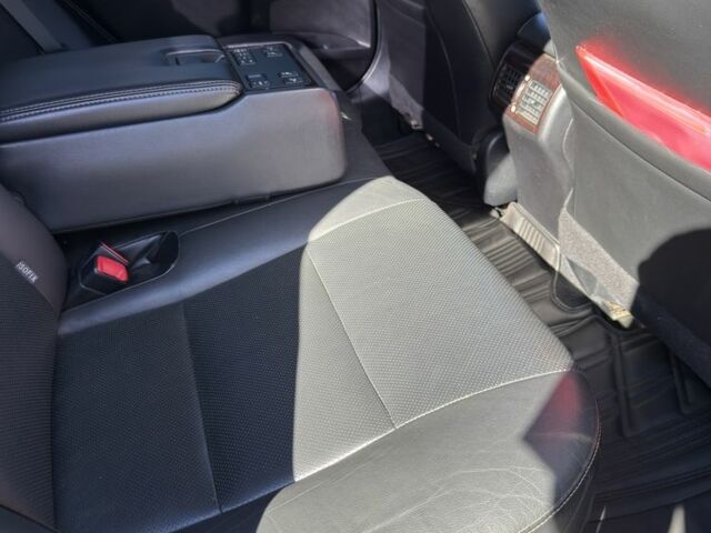 Черный Тойота Камри, объемом двигателя 2.5 л и пробегом 130 тыс. км за 17999 $, фото 13 на Automoto.ua