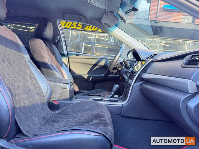 Чорний Тойота Камрі, об'ємом двигуна 2.5 л та пробігом 170 тис. км за 13700 $, фото 11 на Automoto.ua