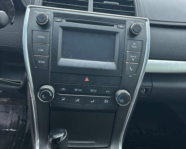 Чорний Тойота Камрі, об'ємом двигуна 2.49 л та пробігом 174 тис. км за 12500 $, фото 5 на Automoto.ua