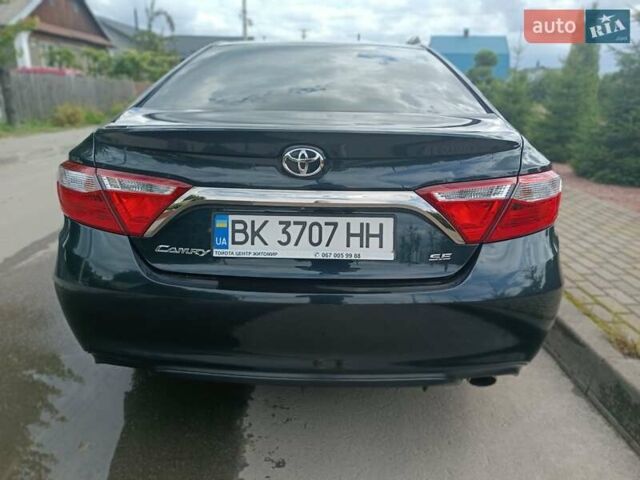 Черный Тойота Камри, объемом двигателя 2.5 л и пробегом 174 тыс. км за 14500 $, фото 3 на Automoto.ua