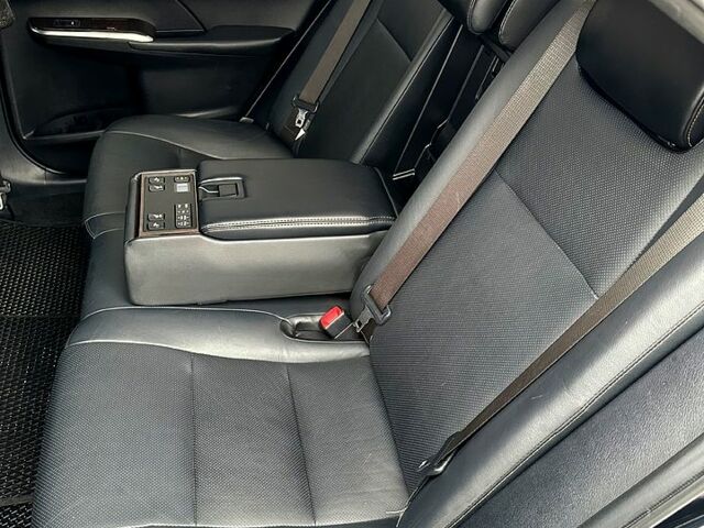 Черный Тойота Камри, объемом двигателя 2.5 л и пробегом 185 тыс. км за 17000 $, фото 9 на Automoto.ua