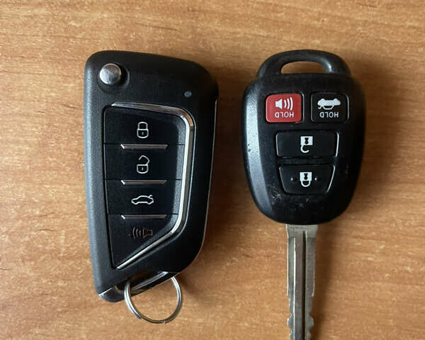 Черный Тойота Камри, объемом двигателя 2.49 л и пробегом 145 тыс. км за 11999 $, фото 25 на Automoto.ua