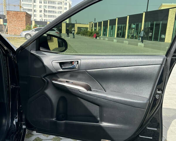 Черный Тойота Камри, объемом двигателя 2.5 л и пробегом 190 тыс. км за 16900 $, фото 14 на Automoto.ua