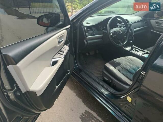 Черный Тойота Камри, объемом двигателя 2.5 л и пробегом 174 тыс. км за 14500 $, фото 23 на Automoto.ua