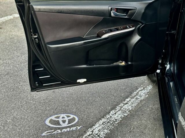 Черный Тойота Камри, объемом двигателя 2.5 л и пробегом 157 тыс. км за 16200 $, фото 19 на Automoto.ua