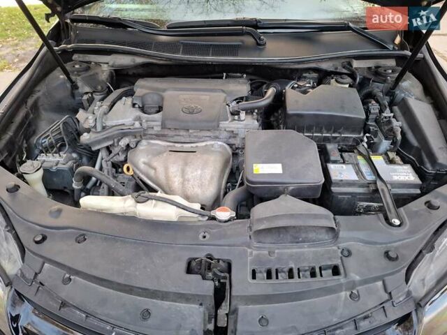 Черный Тойота Камри, объемом двигателя 2.49 л и пробегом 180 тыс. км за 15500 $, фото 11 на Automoto.ua