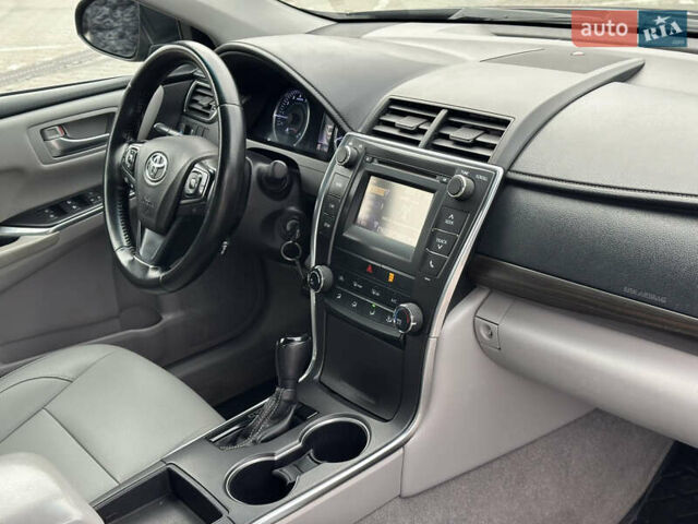 Черный Тойота Камри, объемом двигателя 2.5 л и пробегом 143 тыс. км за 12900 $, фото 11 на Automoto.ua