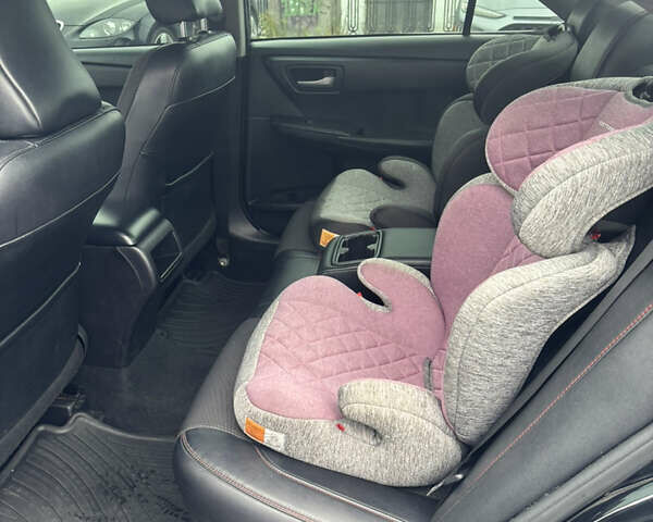 Черный Тойота Камри, объемом двигателя 2.5 л и пробегом 143 тыс. км за 12900 $, фото 11 на Automoto.ua