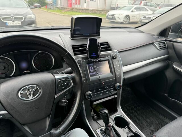 Черный Тойота Камри, объемом двигателя 2.5 л и пробегом 142 тыс. км за 13700 $, фото 5 на Automoto.ua