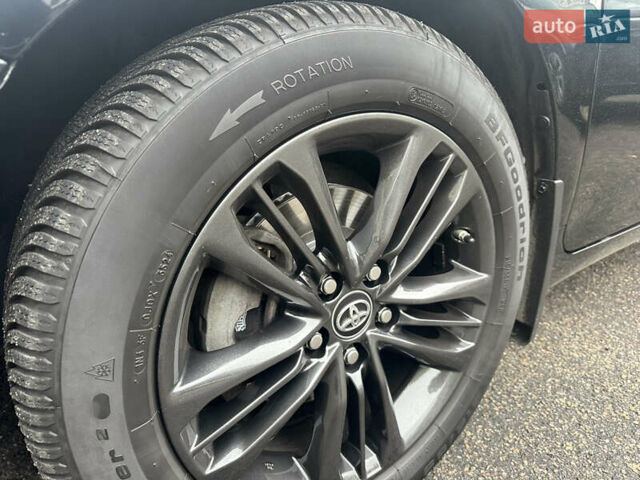 Черный Тойота Камри, объемом двигателя 2.49 л и пробегом 166 тыс. км за 14000 $, фото 2 на Automoto.ua